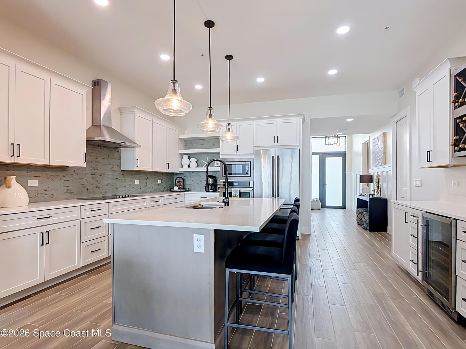205 Strand Drive 304 photo 19