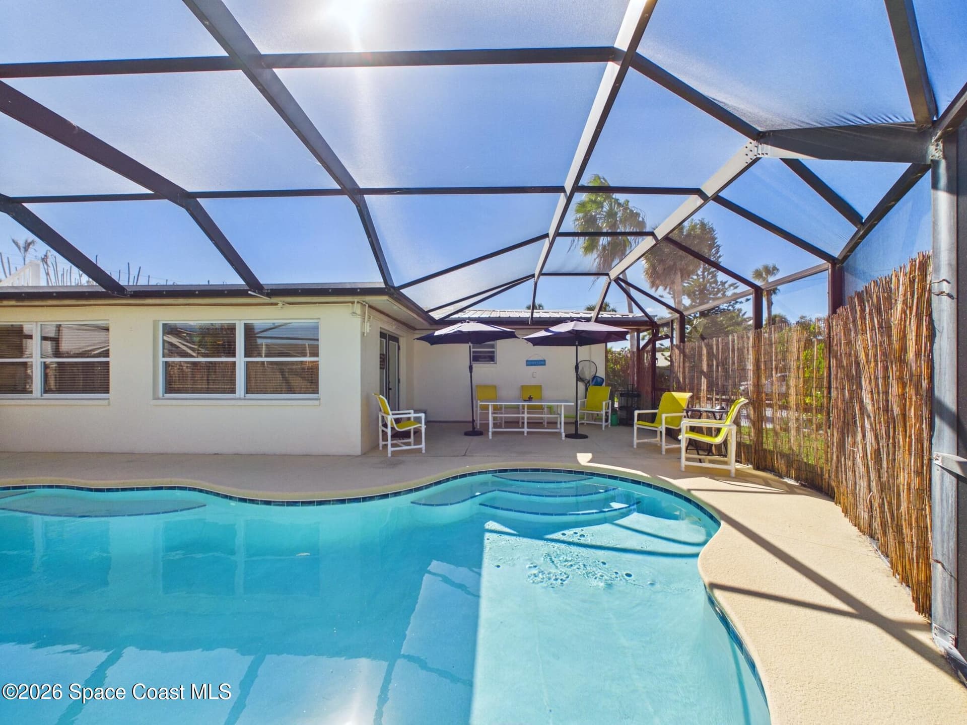 274 SW Beverly Court 2