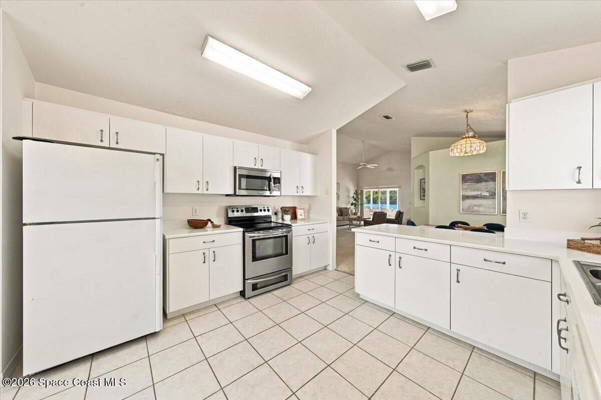 2644 Vining Street photo 10