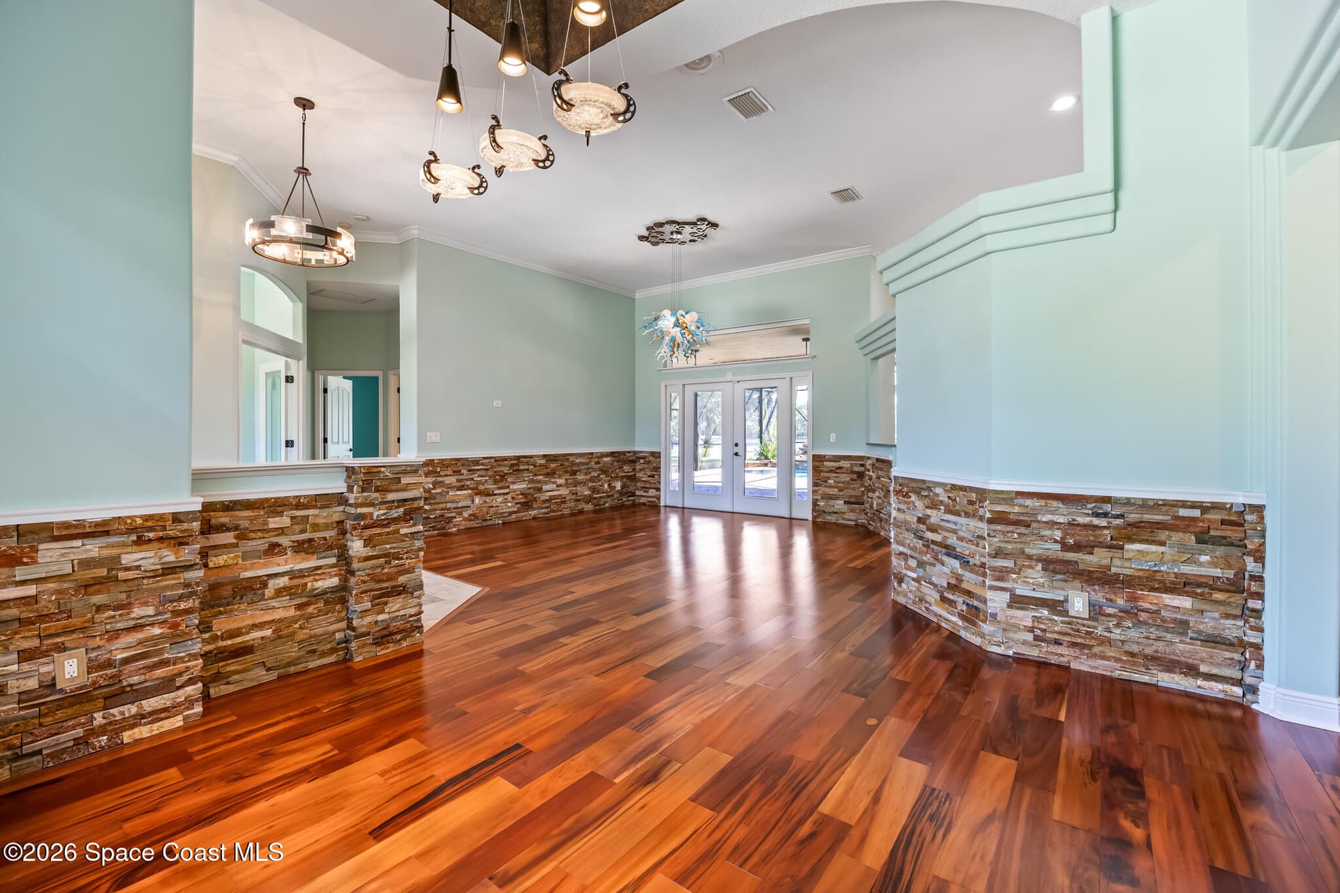 5648 Cypress Creek Drive photo 6