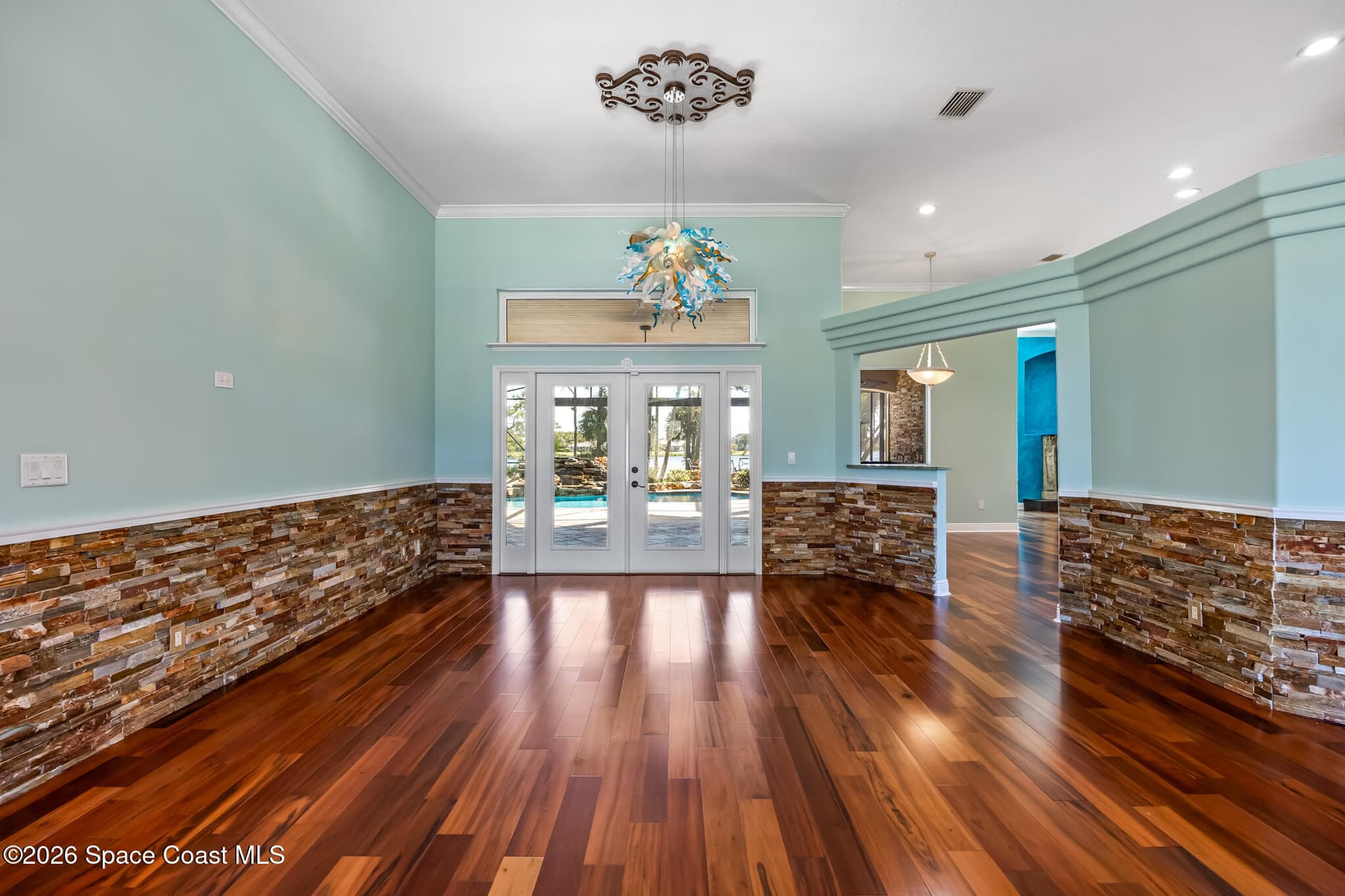 5648 Cypress Creek Drive photo 10