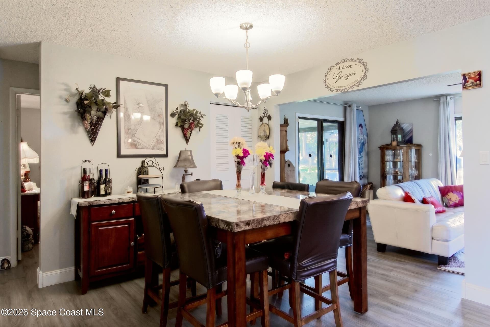 138 Bali Street SE photo 7