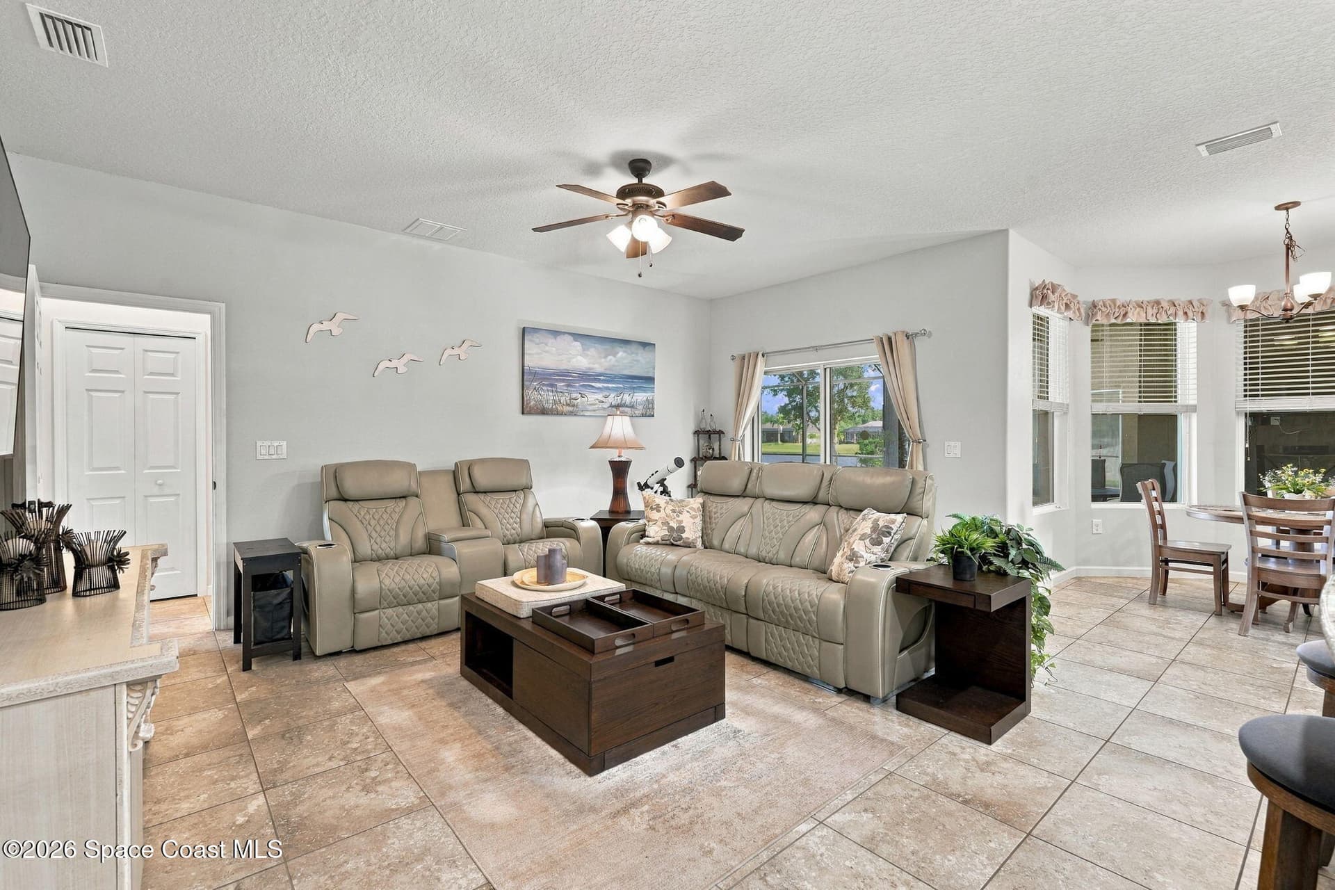 640 Flowerwood Drive photo 12