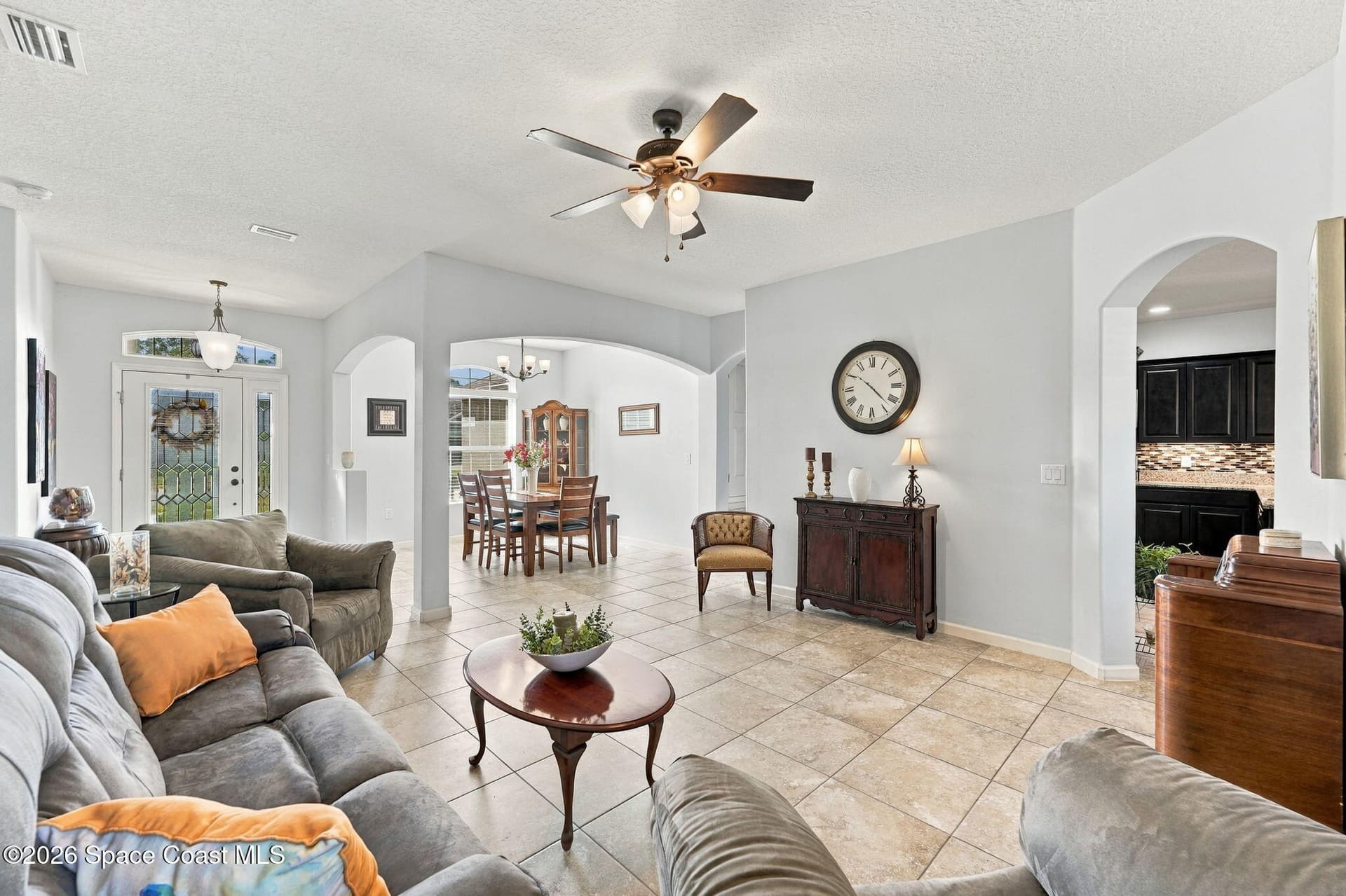 640 Flowerwood Drive photo 6