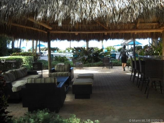 3801 S Ocean Dr 10V photo 22