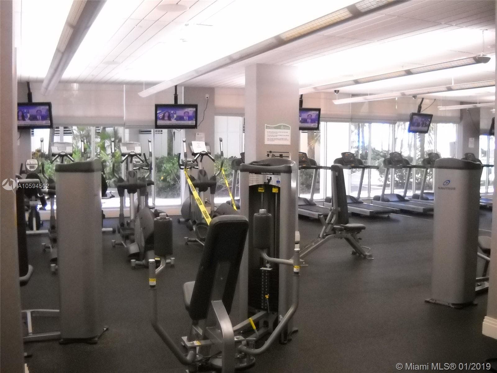 3801 S Ocean Dr 10V photo 23