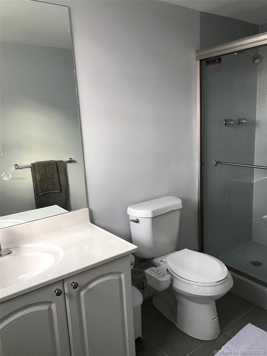 3801 S Ocean Dr 10V photo 9