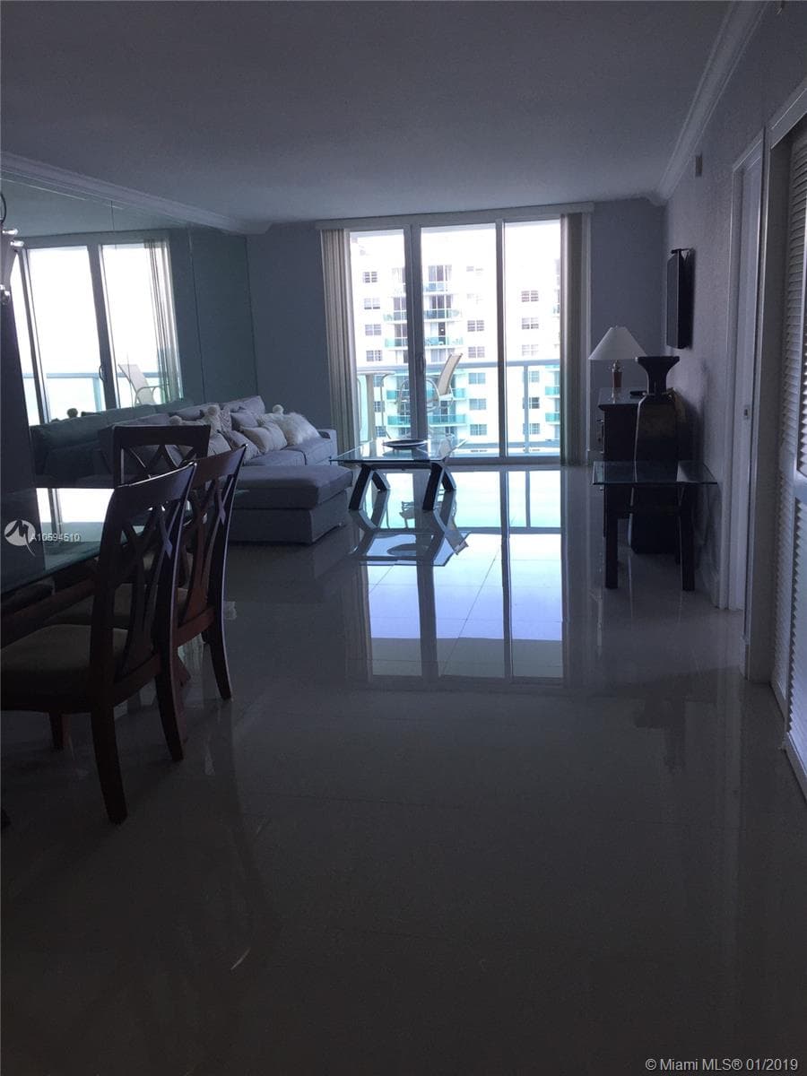 3901 S Ocean Dr 14E photo 1