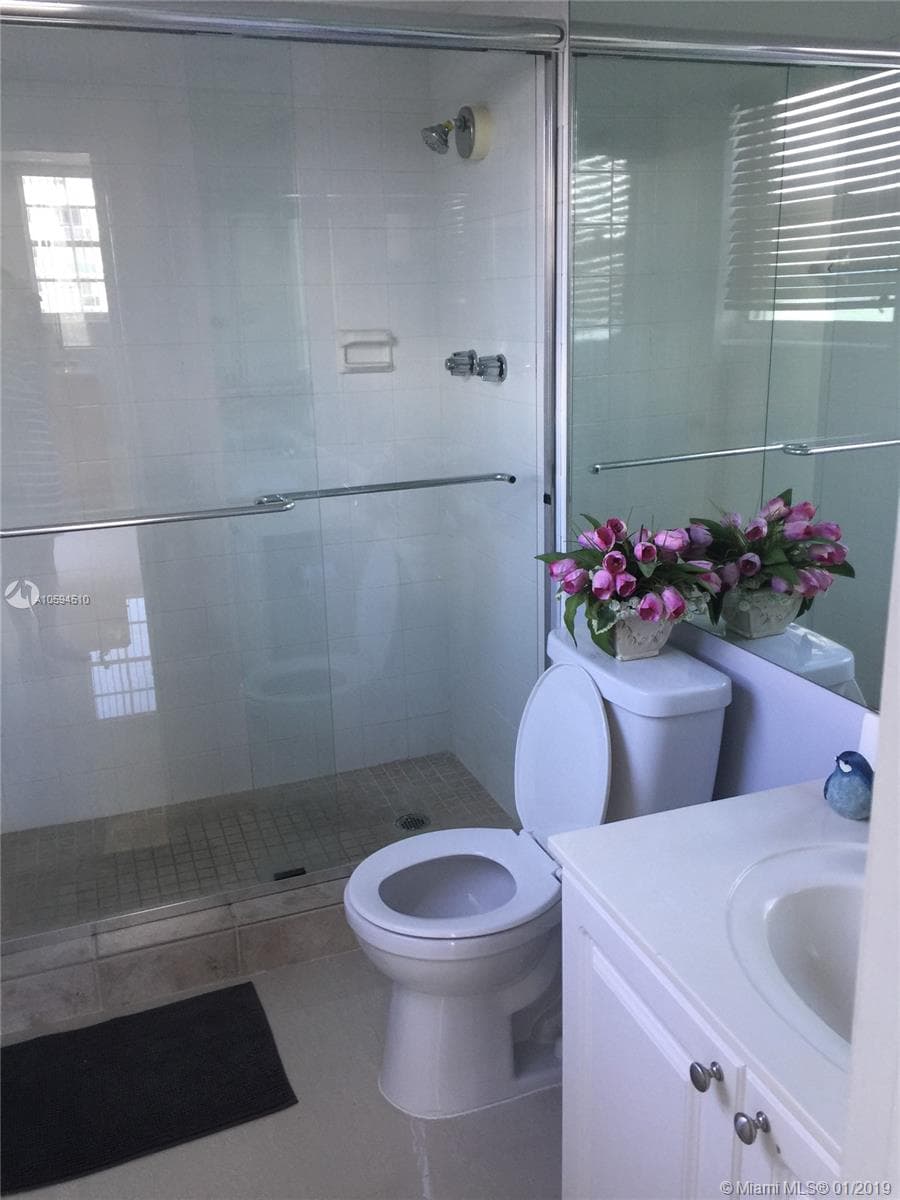 3901 S Ocean Dr 14E photo 10