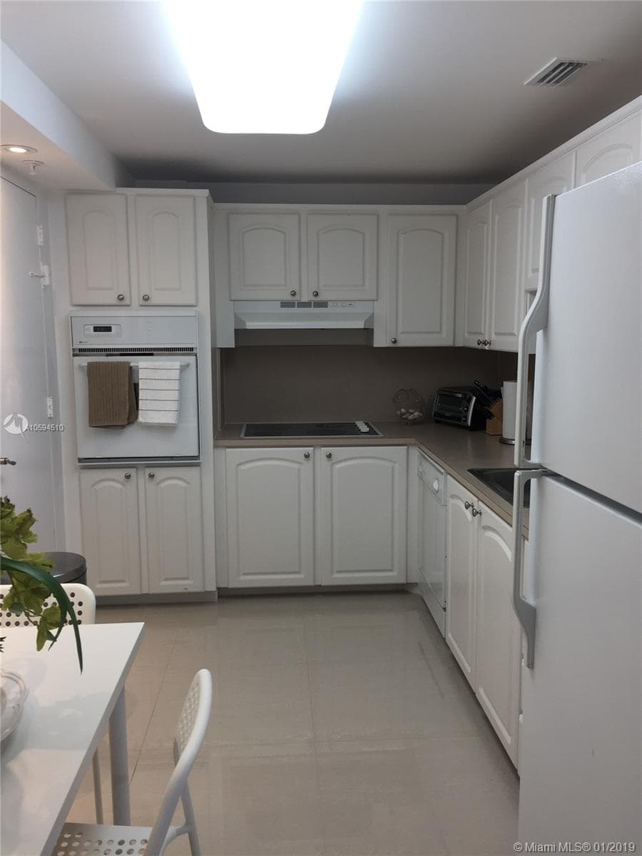 3901 S Ocean Dr 14E photo 15