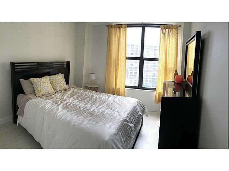 2500 Parkview Drive 1519 photo 18