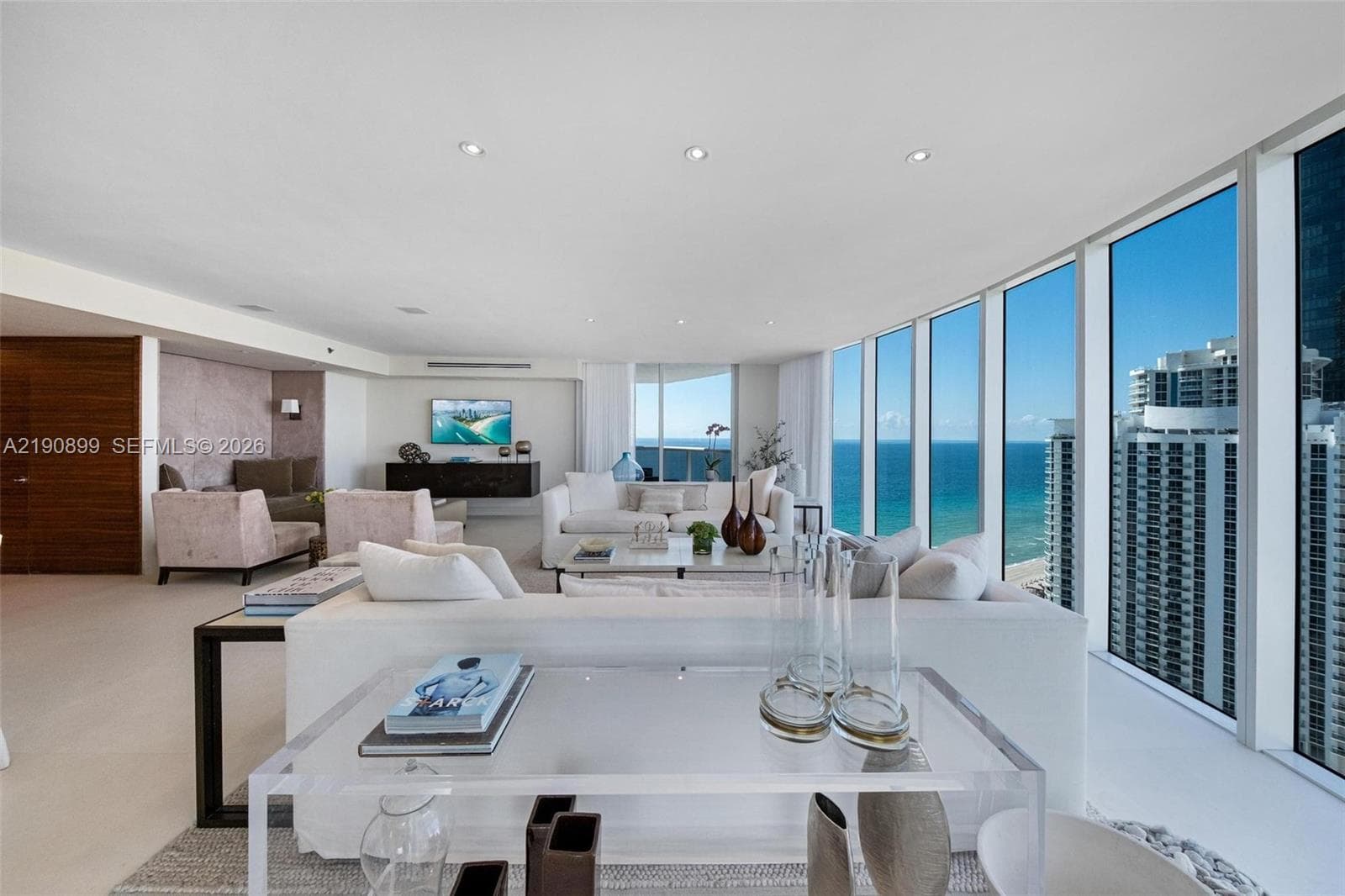 18911 Collins Ave 1