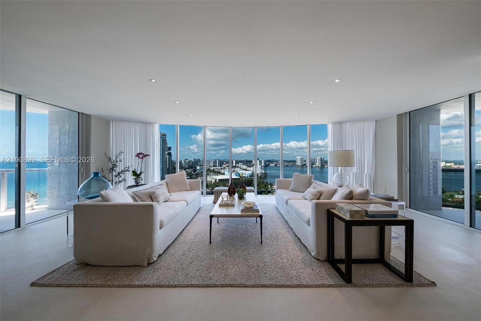 18911 Collins Ave 4