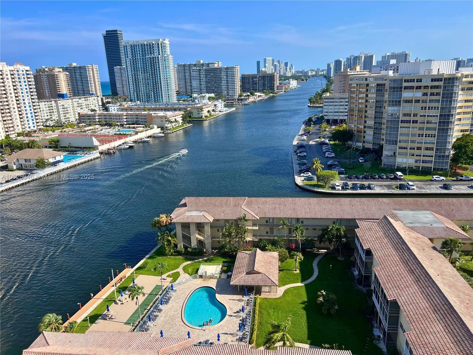 2602 E HALLANDALE BEACH BLVD 1605 photo 7