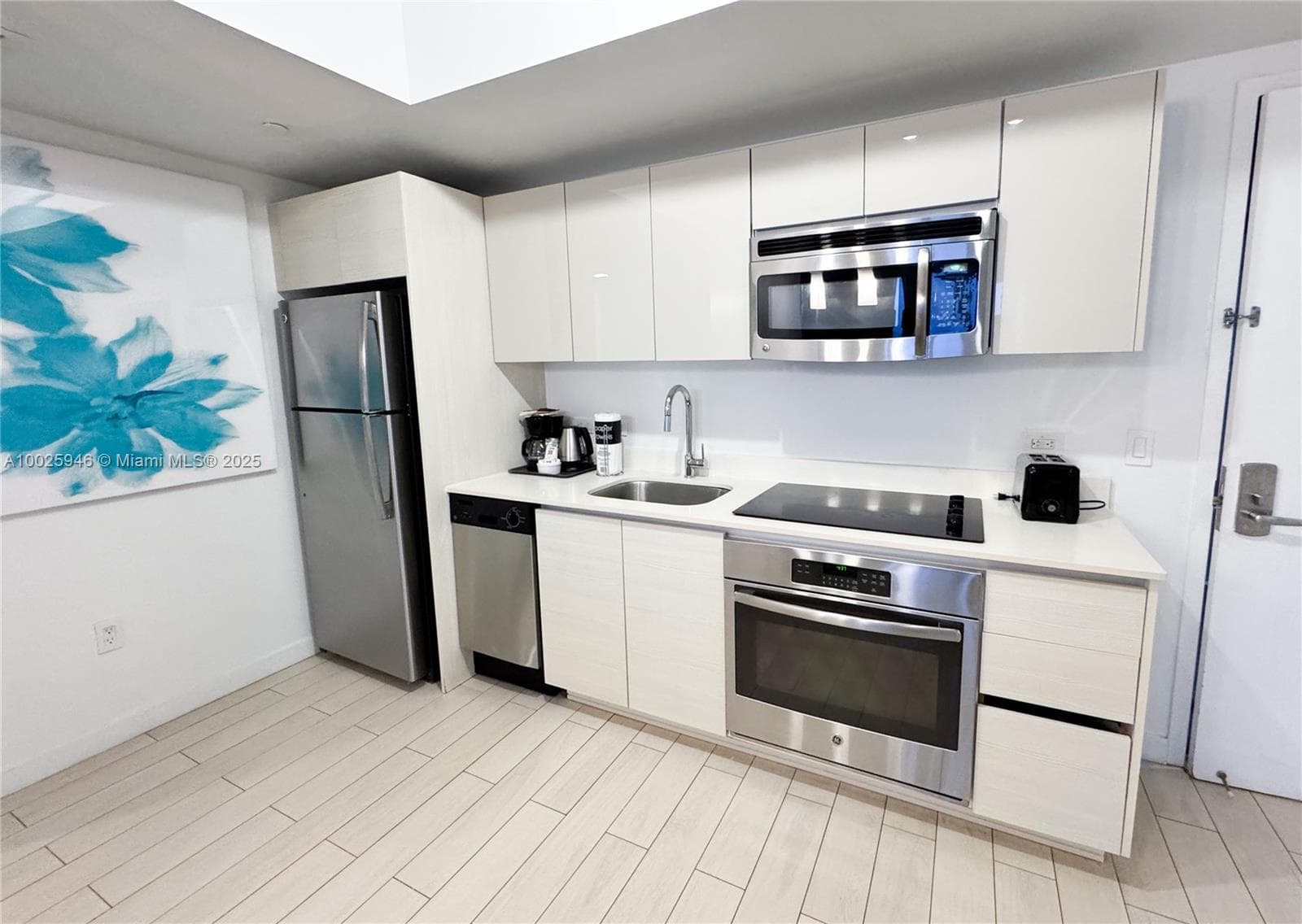 2602 E HALLANDALE BEACH BLVD 1605 photo 8