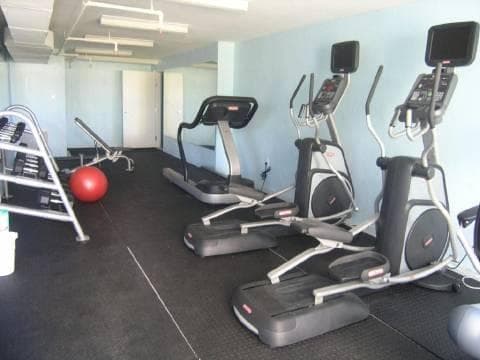 180 Lake Drive 2103 photo 22