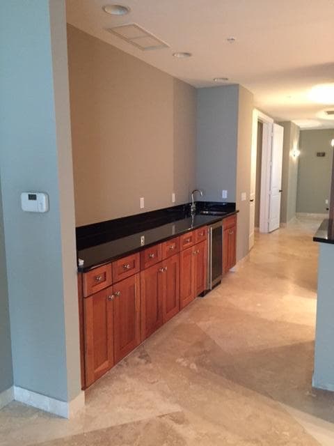 180 Lake Drive 2103 photo 5