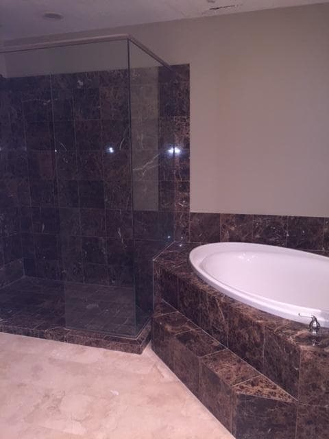 180 Lake Drive 2103 photo 14