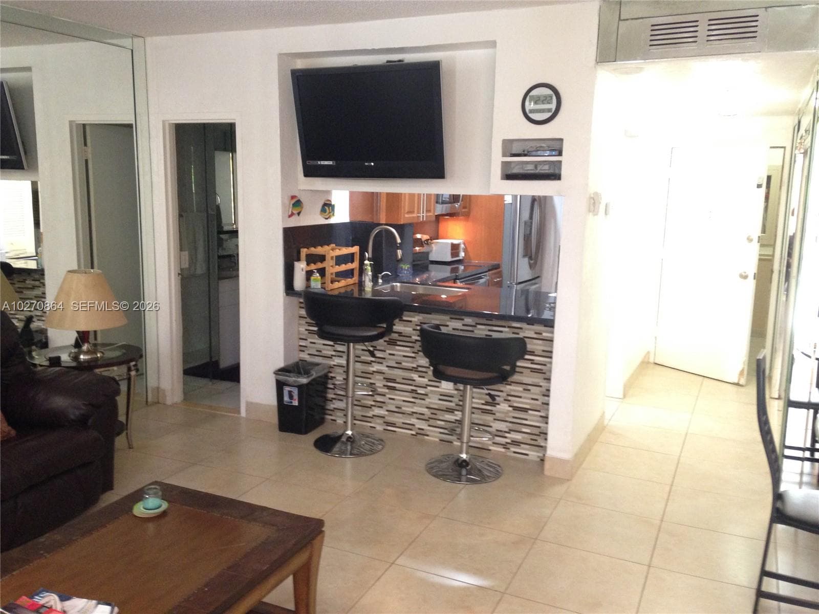 3505 S Ocean Dr 104 photo 3