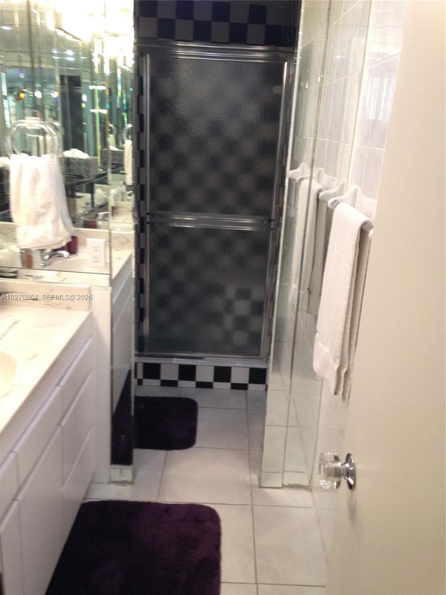 3505 S Ocean Dr 104 photo 8