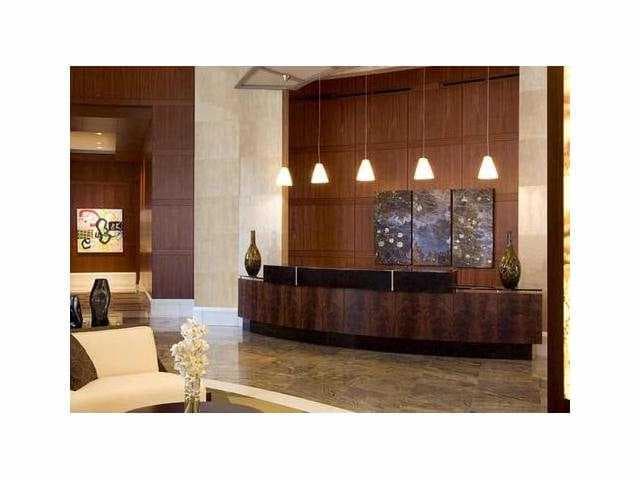 3800 N Ocean Drive 405 photo 7