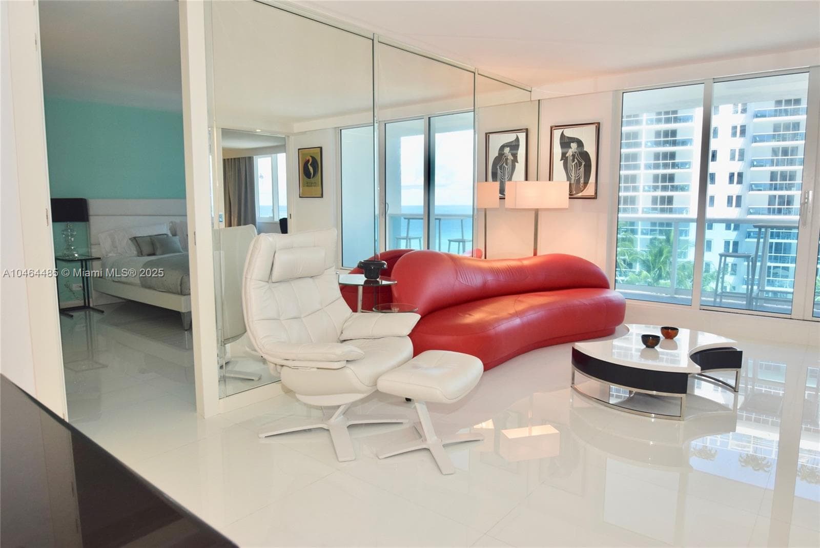 2301 Collins Ave 815/814 photo 15