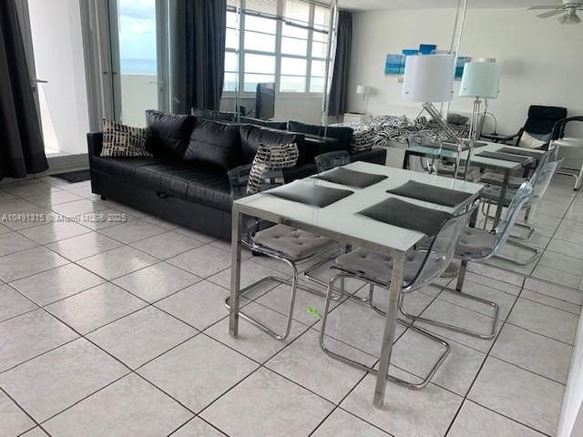 100 LINCOLN RD 1236 photo 4