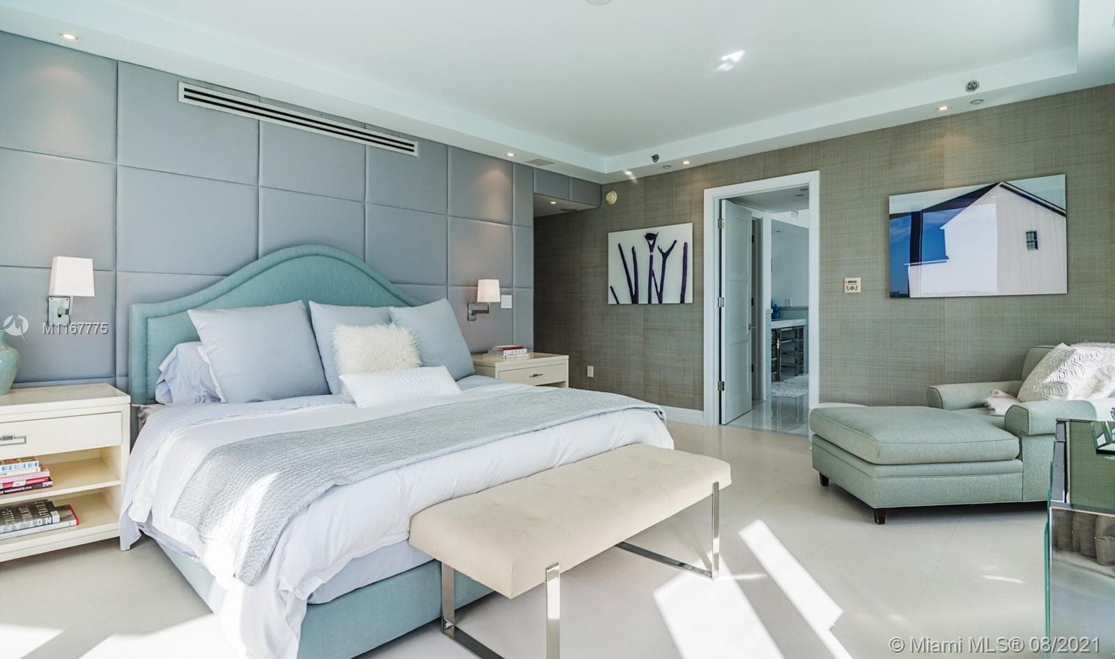 18911 collins ave 2705 photo 17