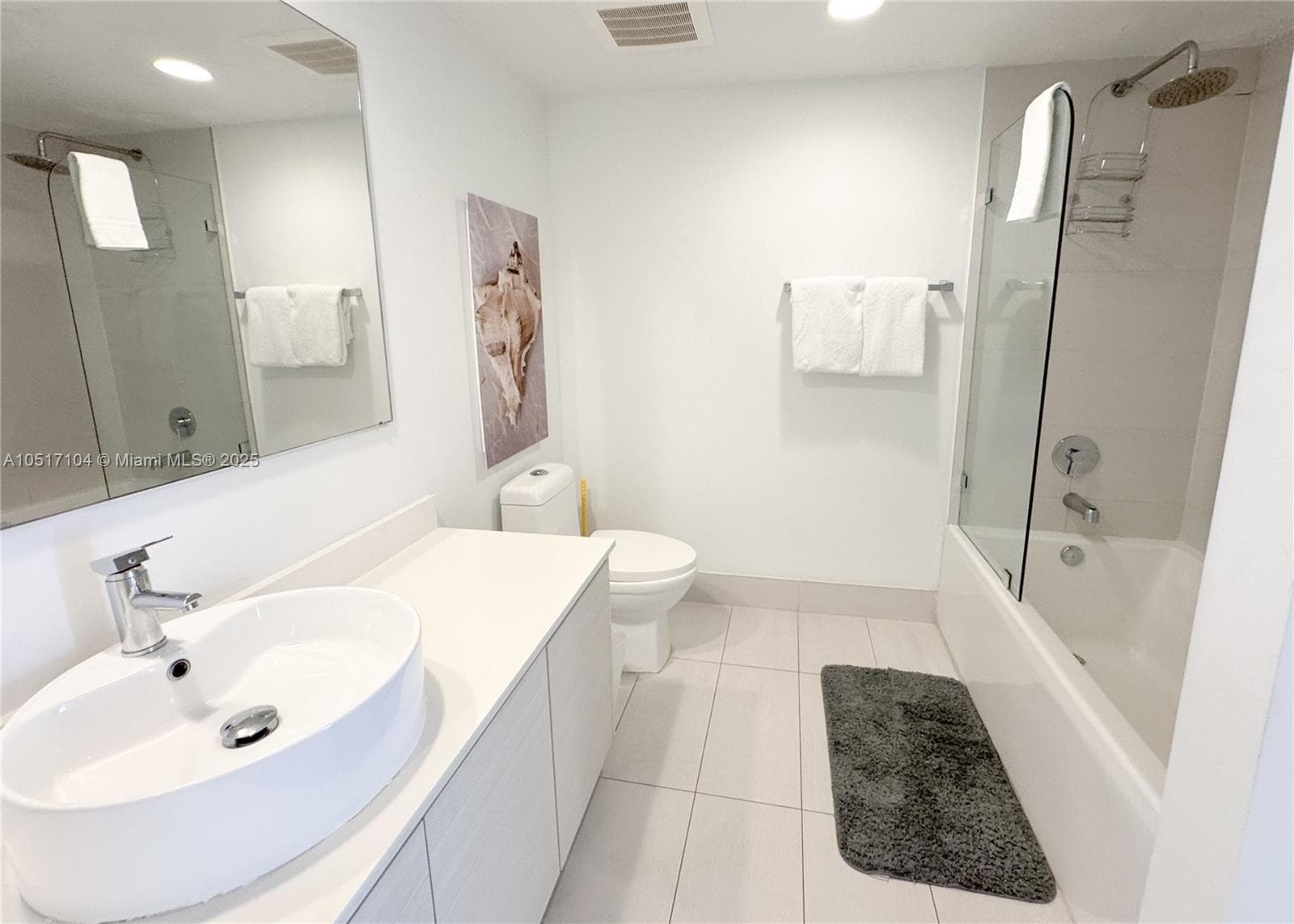 2602 E Hallandale Beach Blvd 1708 photo 24