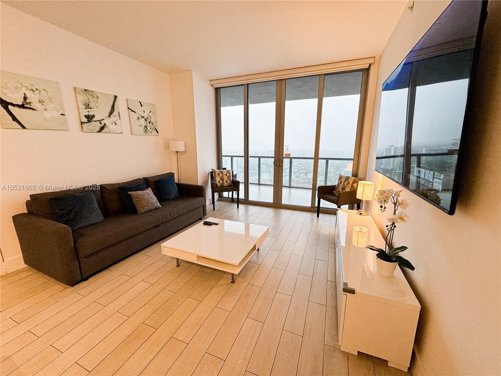 2600 E Hallandale Beach 3104 photo 2