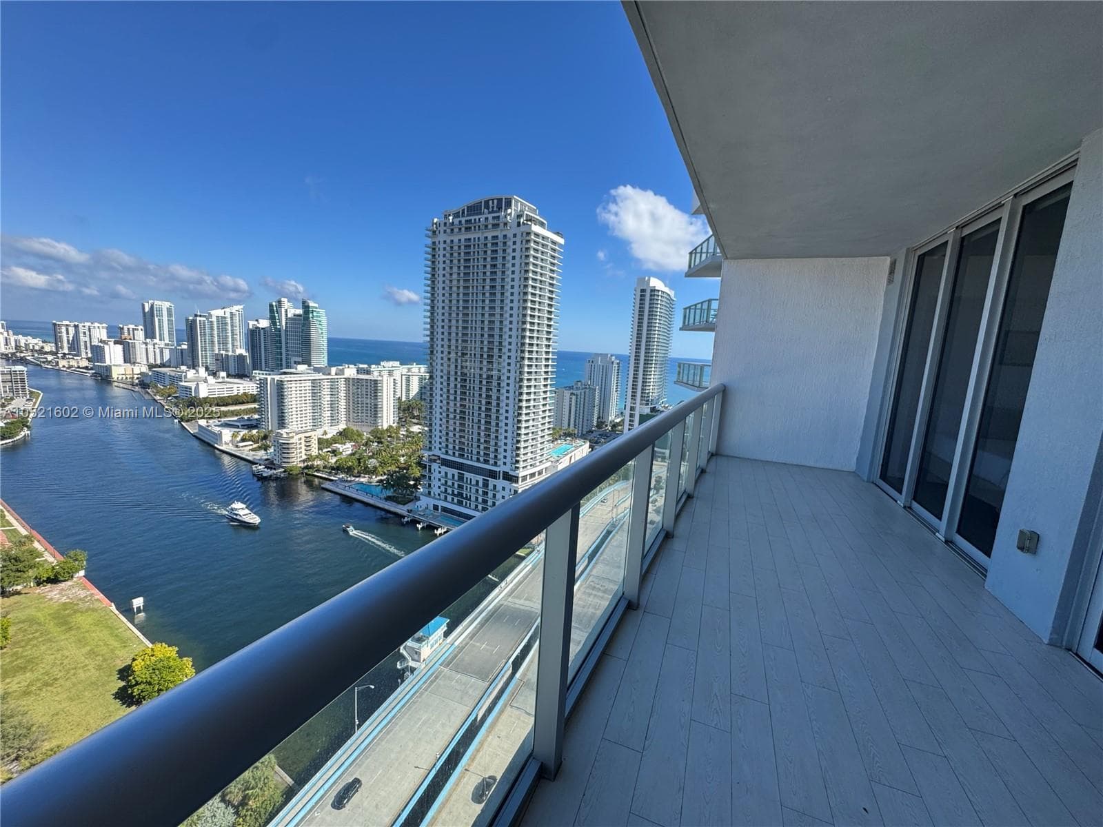 2600 E Hallandale Beach 3104 photo 1