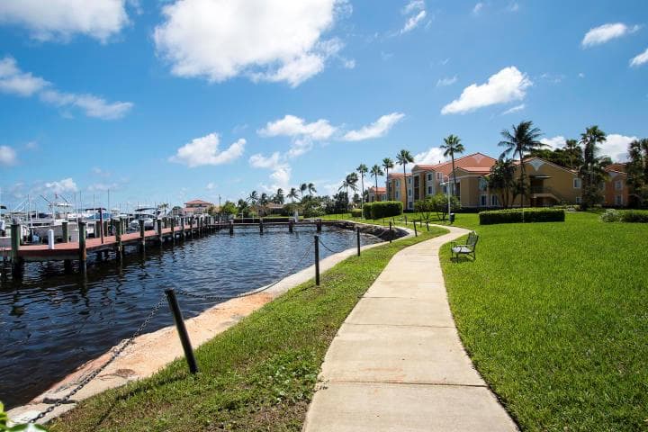 160 Yacht Club Way 210 photo 12