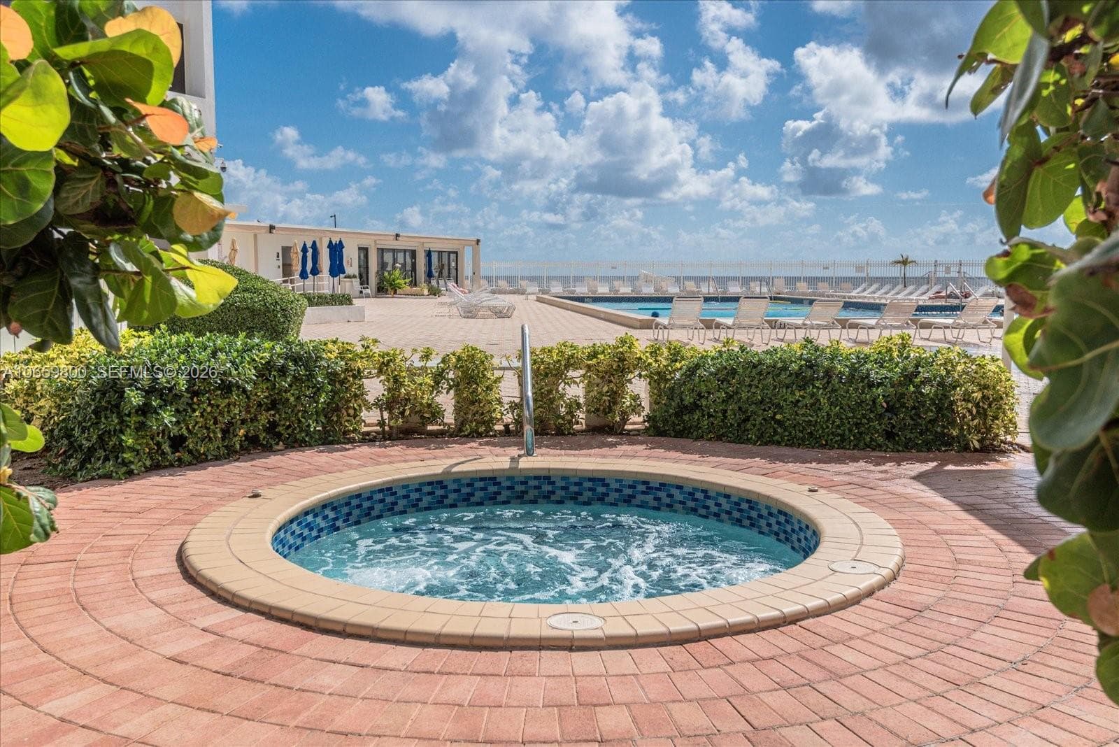 3505 S Ocean Dr 1403 photo 11