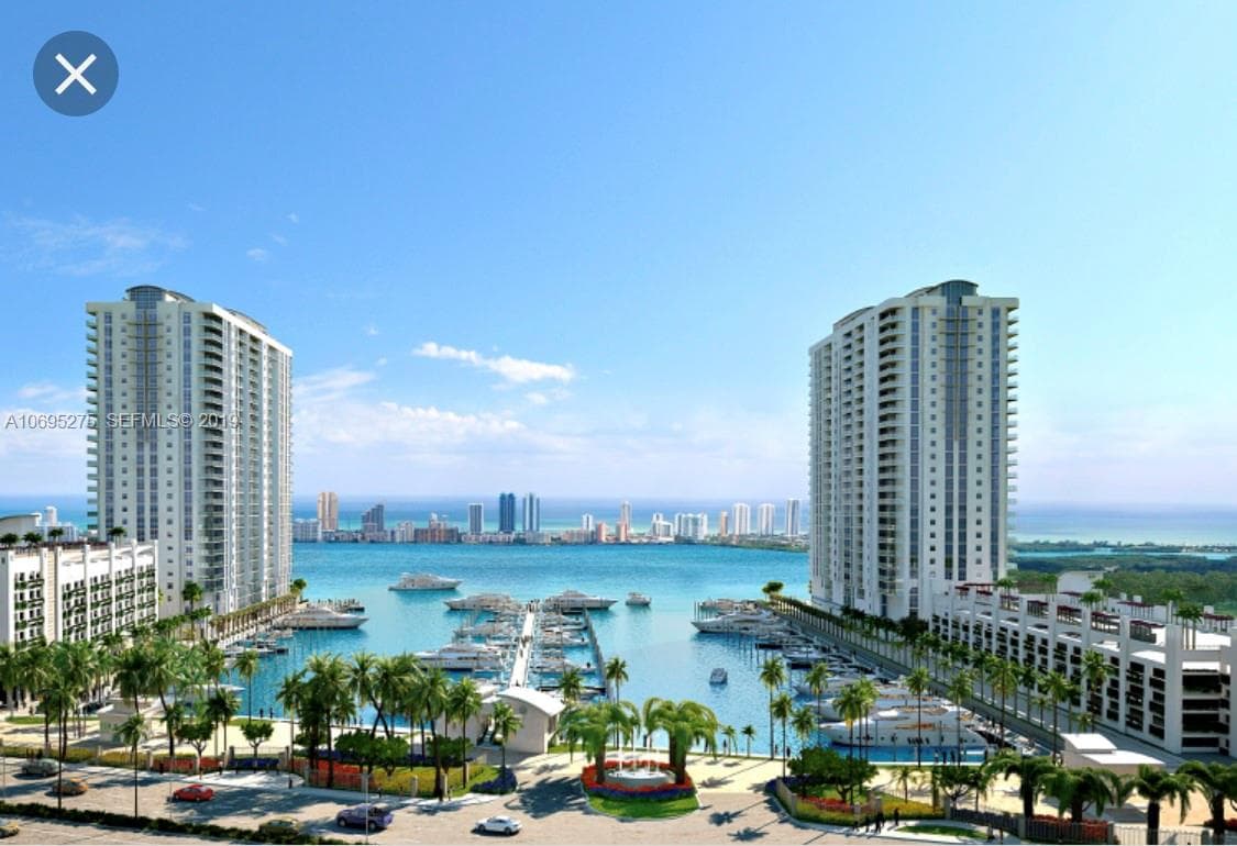 17301 Biscayne