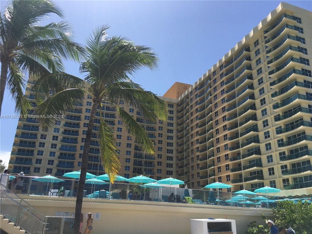 2501 S OCEAN DR 1221 (AVAILABLE JUNE 26) photo 15