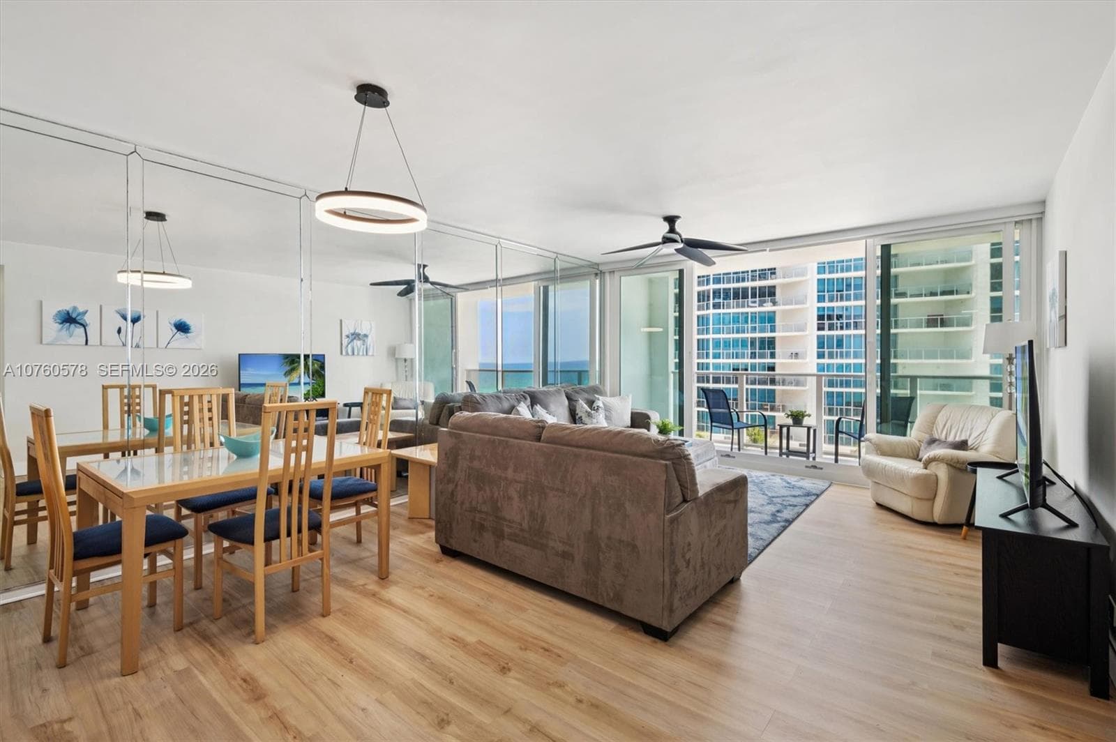 3505 S Ocean Dr 710 photo 4