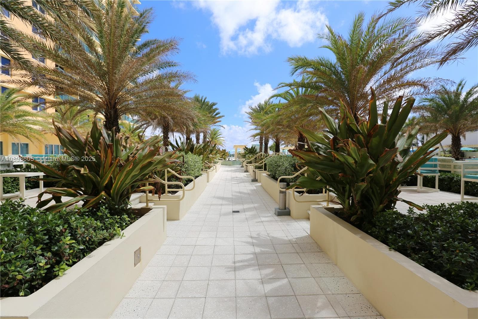 2501 S Ocean Dr 1617 (AVAILABLE JUNE 26) photo 24
