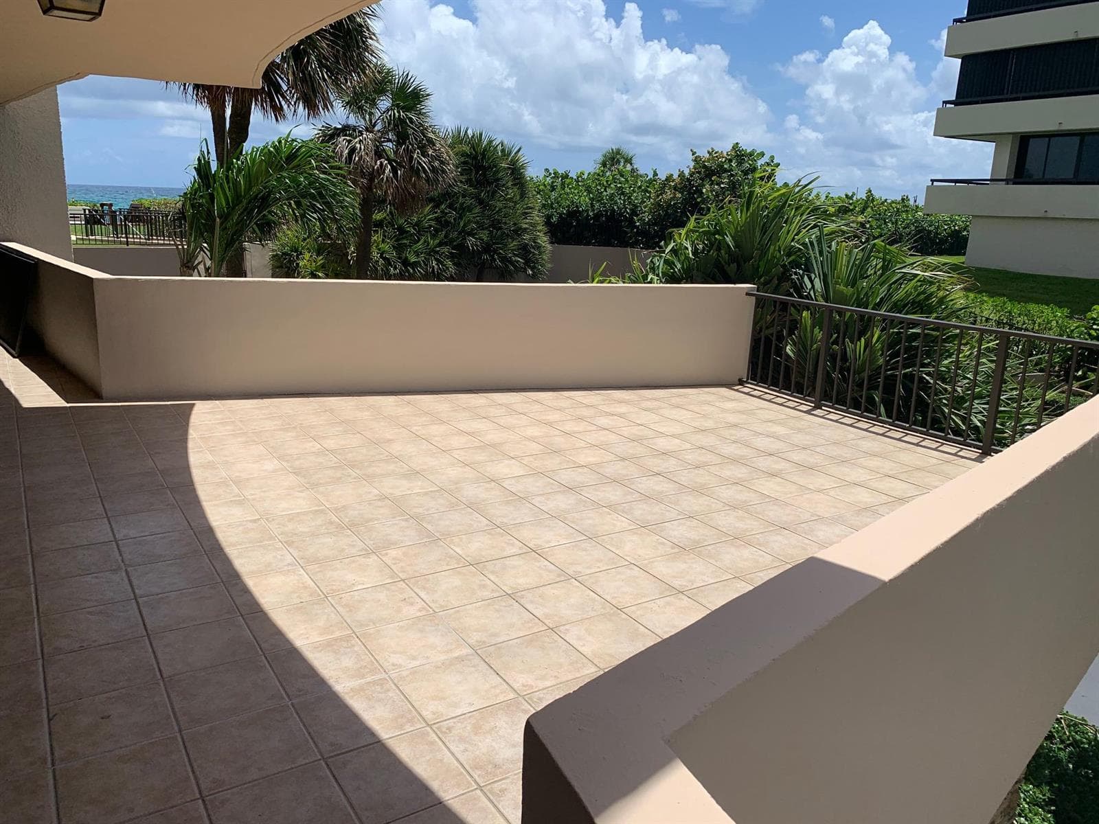 4200 N N. Ocean Drive 103 photo 16