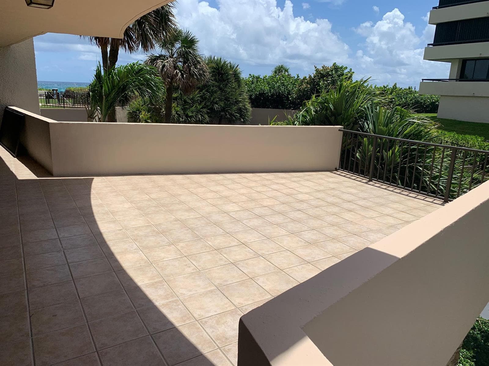 4200 N N. Ocean Drive 103 photo 1