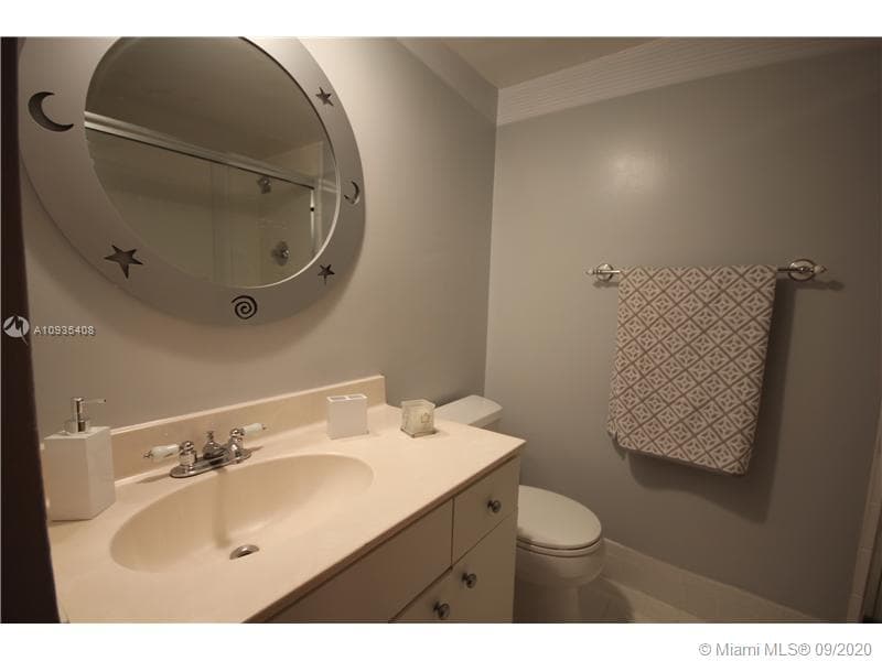 5161 COLLINS AV 508 photo 21