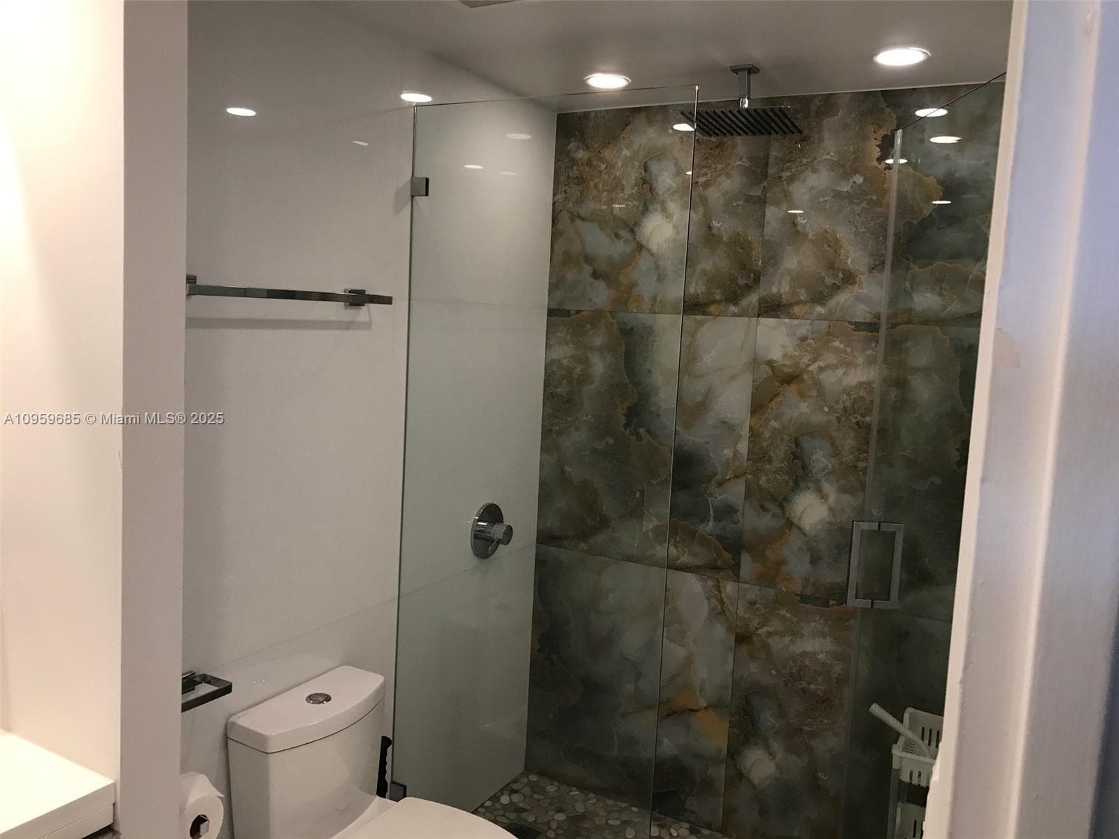 100 Lincoln Rd 719 photo 15