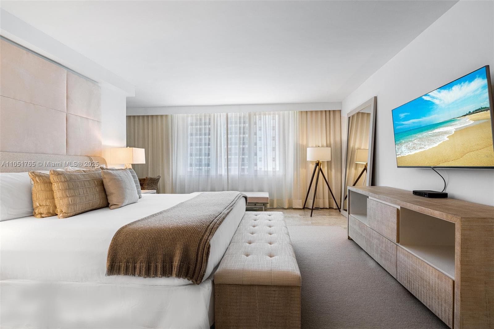 102 24th St 1115 photo 20