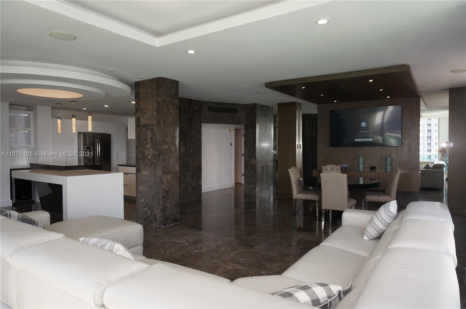 4001 S Ocean Dr PH1 photo 1