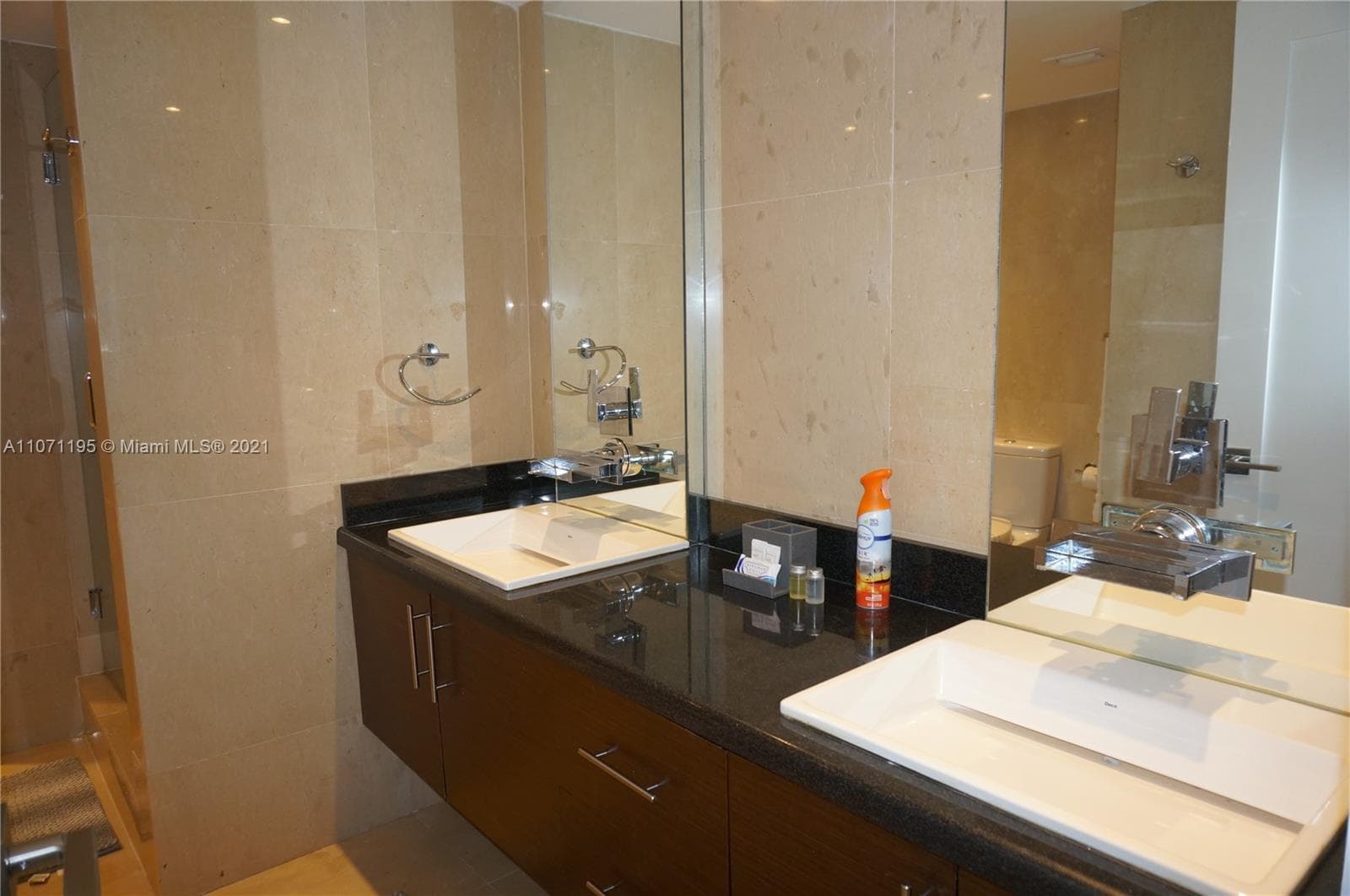 4001 S Ocean Dr PH1 photo 21