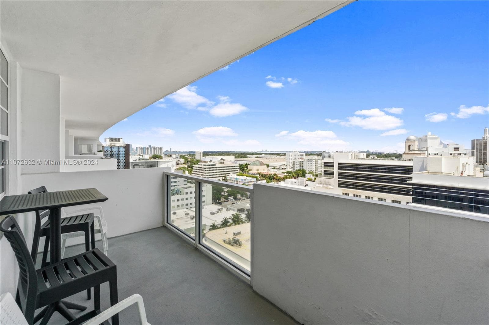 100 Lincoln Rd 1627 photo 14
