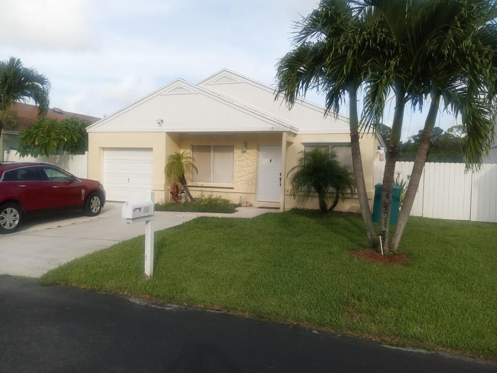 24 Hastings Lane photo 1
