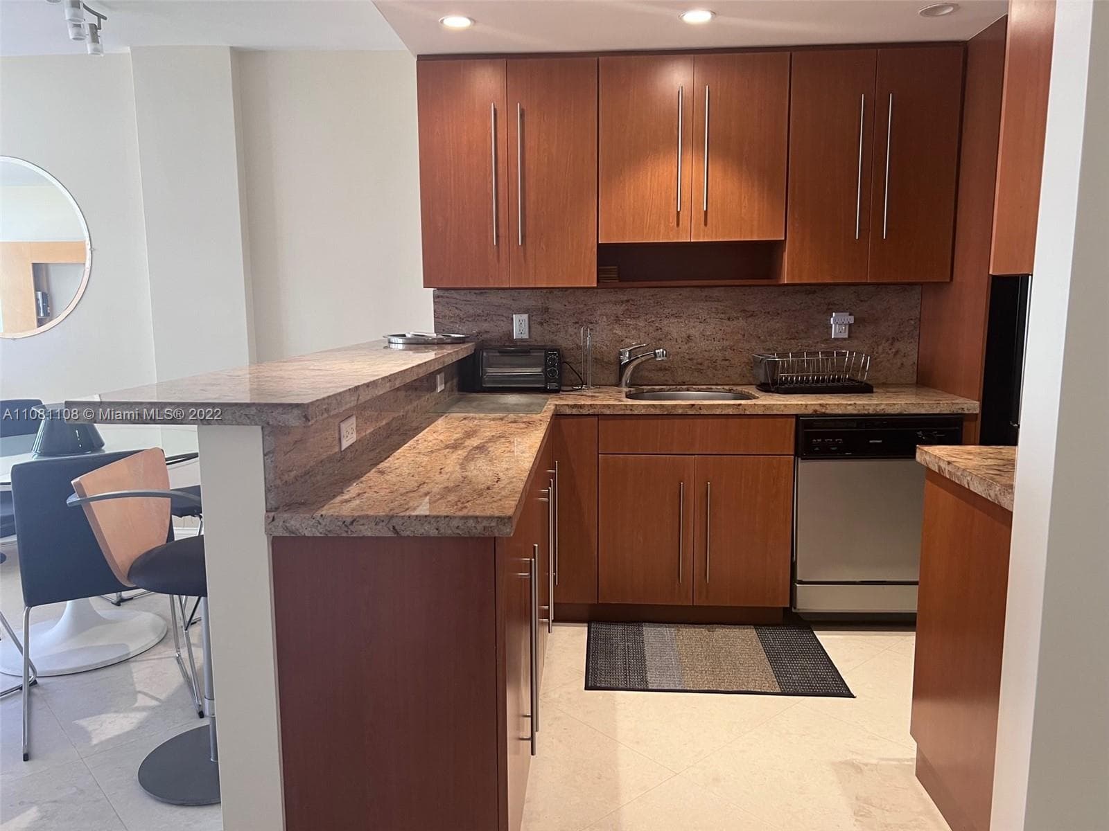 100 Lincoln Rd 1121 photo 7