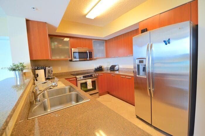 16699 Collins Ave 1509 photo 7