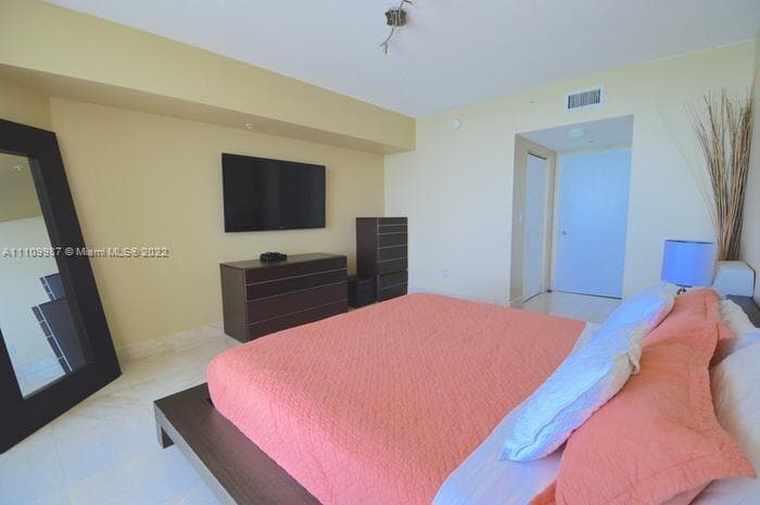 16699 Collins Ave 1509 photo 14