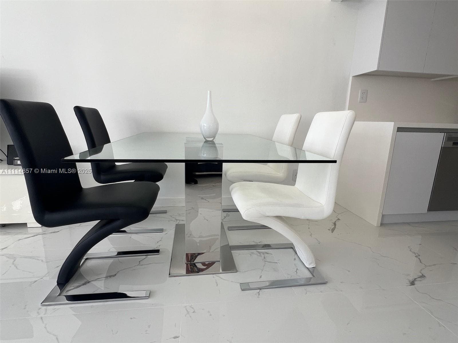 100 Lincoln Rd 1207 photo 6